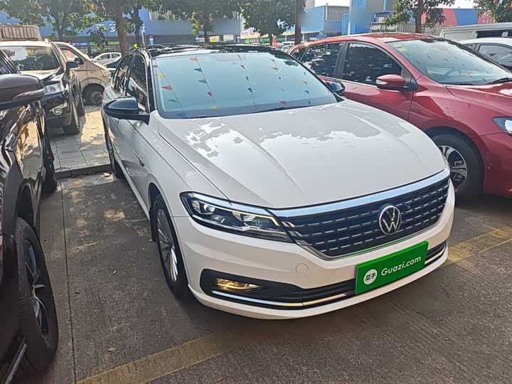 Фото 4 - Volkswagen Lavida