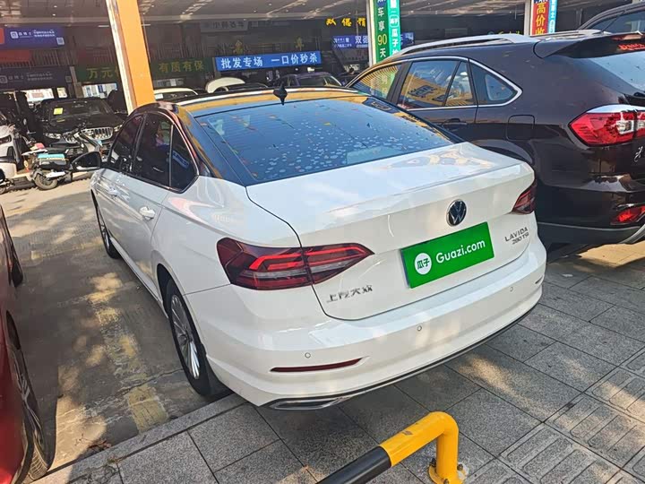 Фото 5 - Volkswagen Lavida