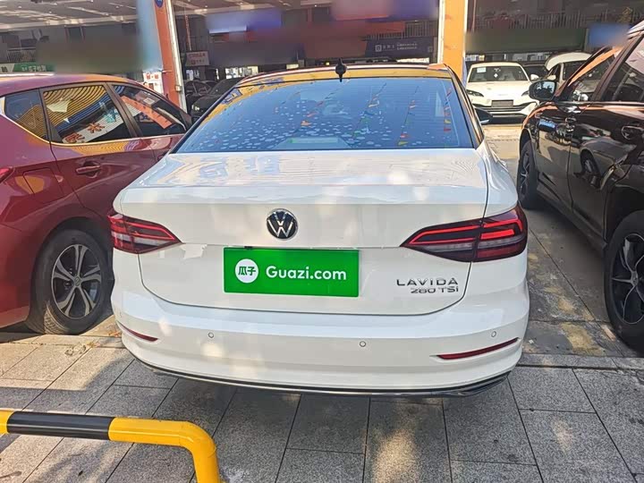 Фото 6 - Volkswagen Lavida