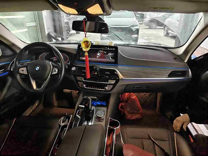 Фото 8 - BMW 5 Series