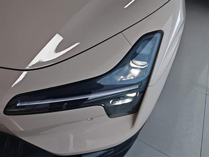 Фото 5 - XPeng Mona M03