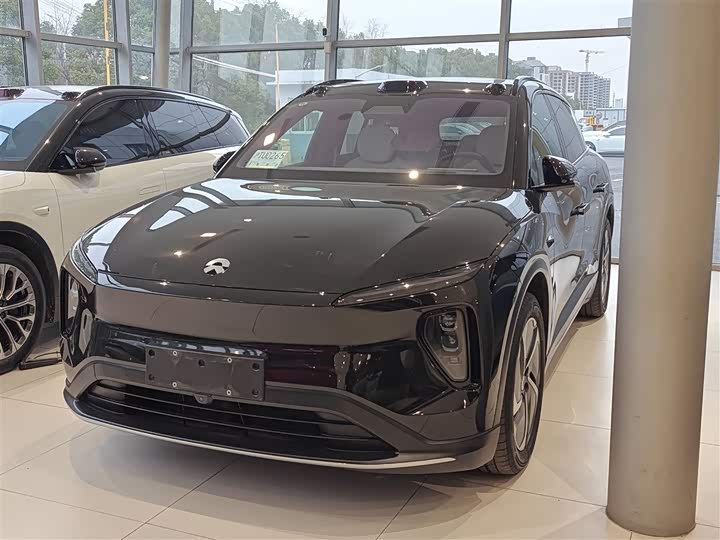 Фото 2 - Nio ES6