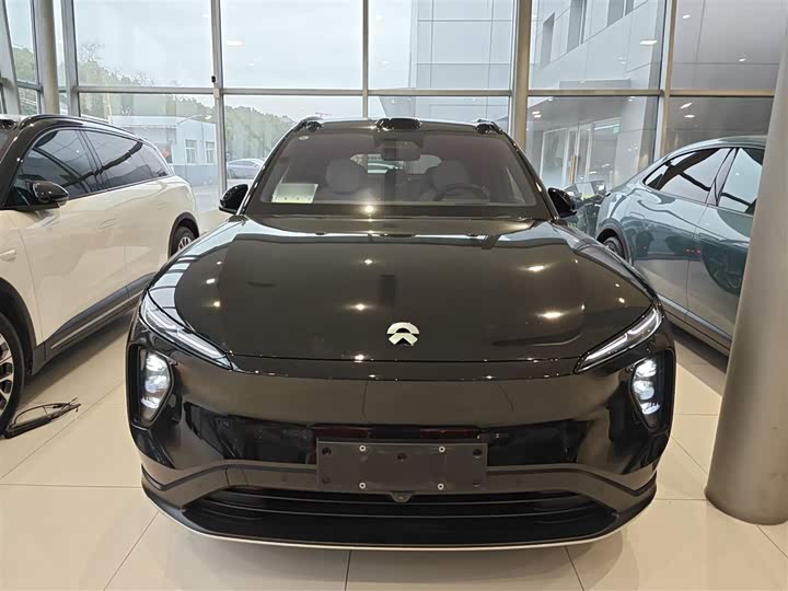 Фото 3 - Nio ES6