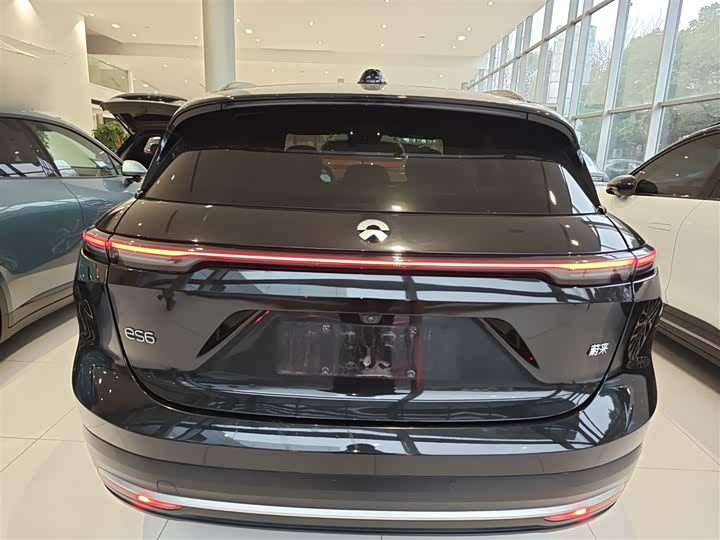 Фото 6 - Nio ES6
