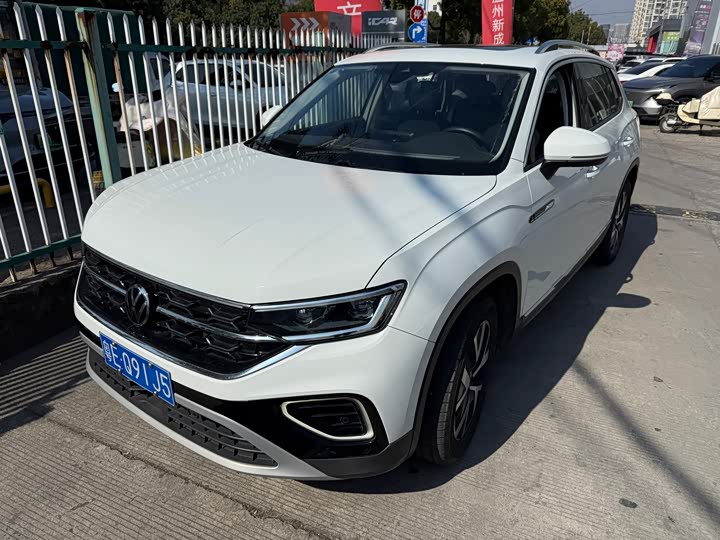 Фото 1 - Volkswagen Tayron