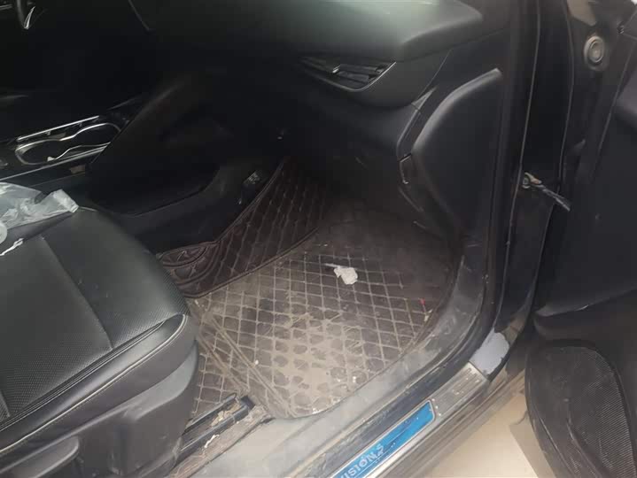 Фото 8 - Buick Envision Plus