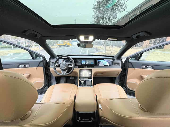 Фото 4 - LiXiang One