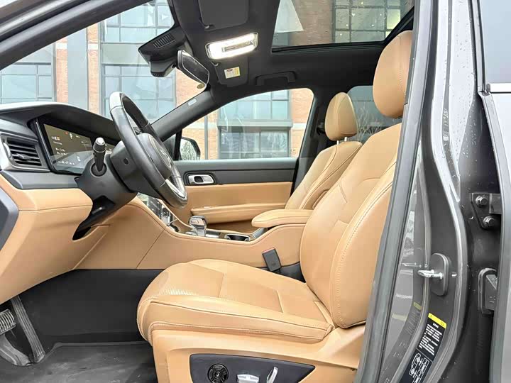 Фото 5 - LiXiang One