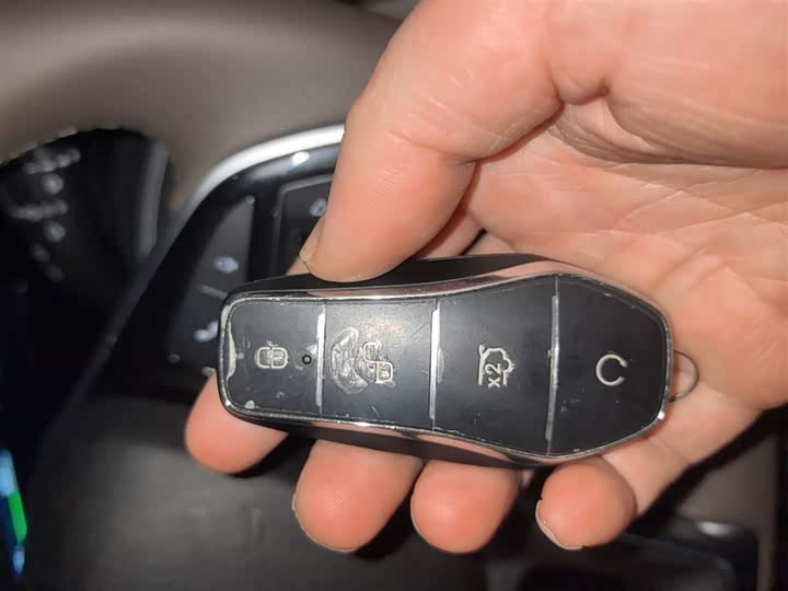 Фото 9 - BYD Qin Plus