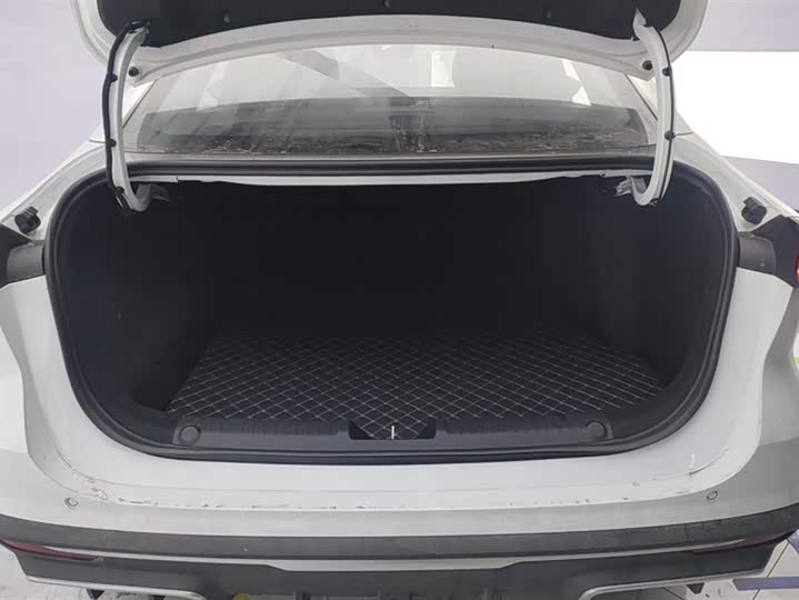 Фото 4 - Geely Galaxy L6