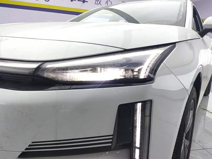 Фото 5 - Geely Galaxy L6