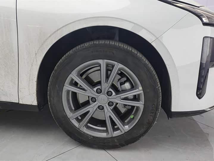 Фото 6 - Geely Galaxy L6