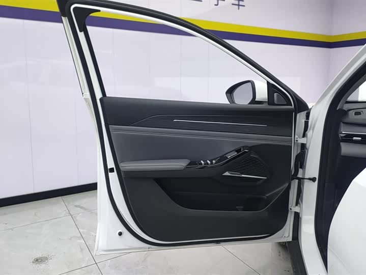 Фото 7 - Geely Galaxy L6