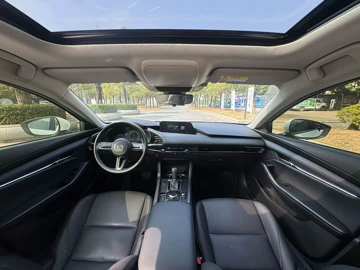 Фото 5 - Mazda 3 (Axela)