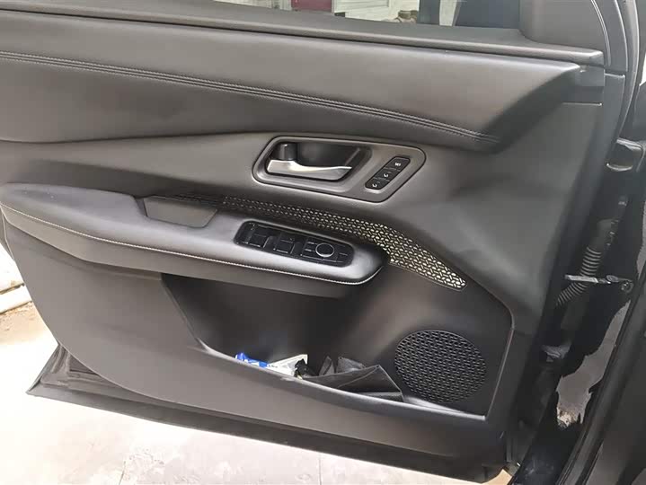 Фото 7 - Nissan Ariya EV