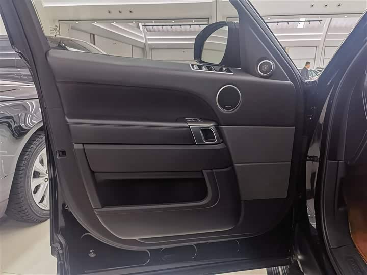 Фото 5 - Land Rover Range Rover Sport