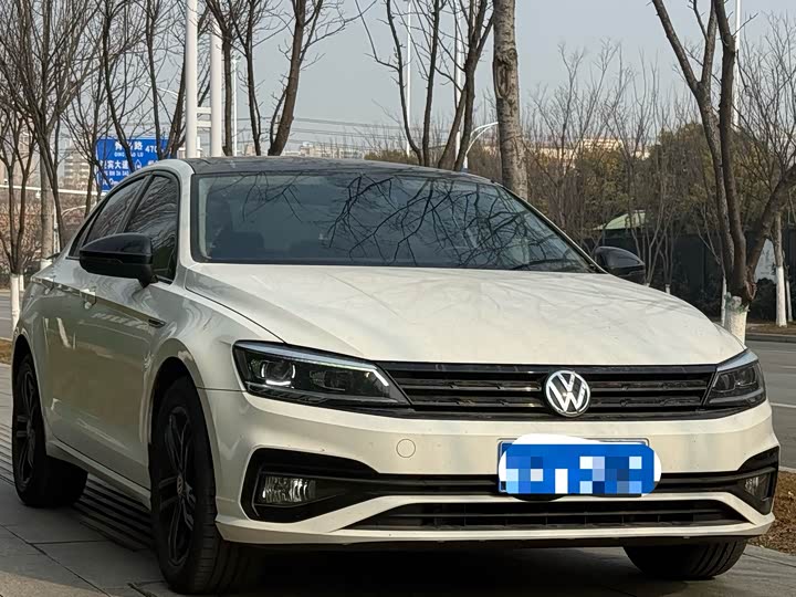 Фото 1 - Volkswagen Lamando L