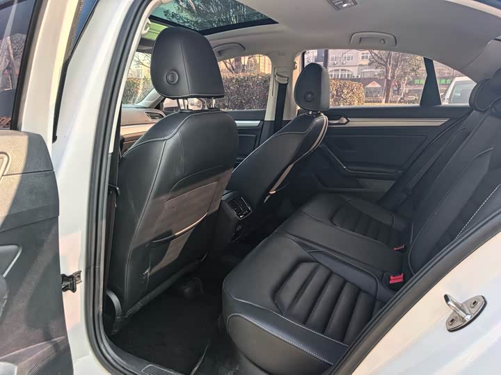 Фото 8 - Volkswagen Lamando L