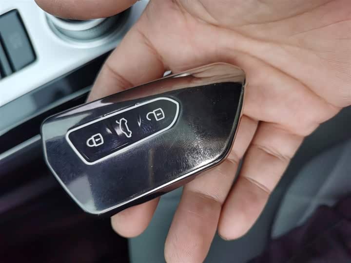 Фото 9 - Volkswagen Tavendor