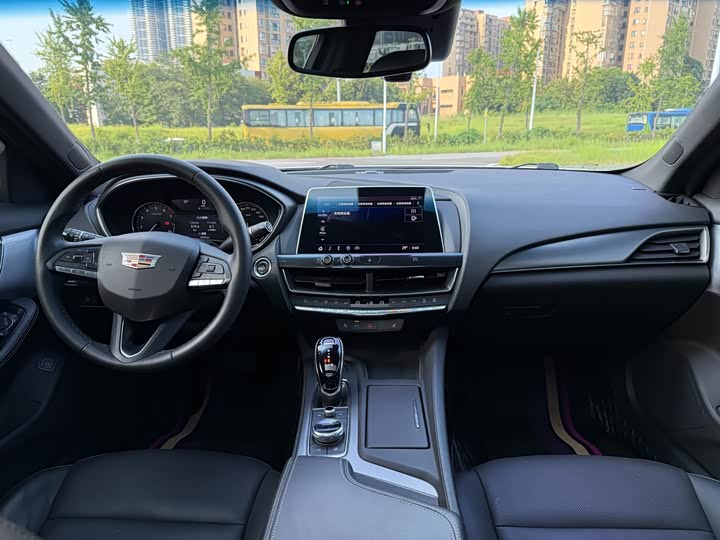 Фото 7 - Cadillac CT5