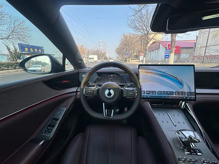 Фото 8 - Denza Z9GT