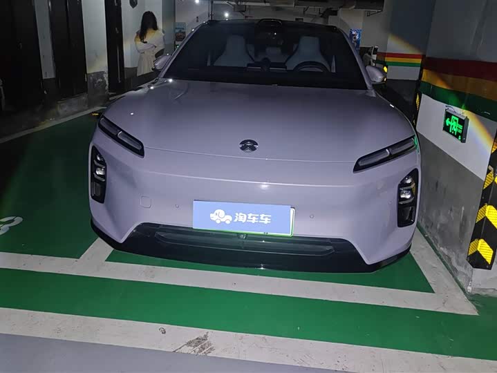 Фото 2 - Nio ET5