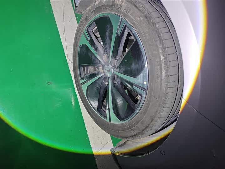 Фото 6 - Nio ET5