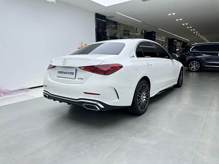 Фото 3 - Mercedes-Benz C-Class