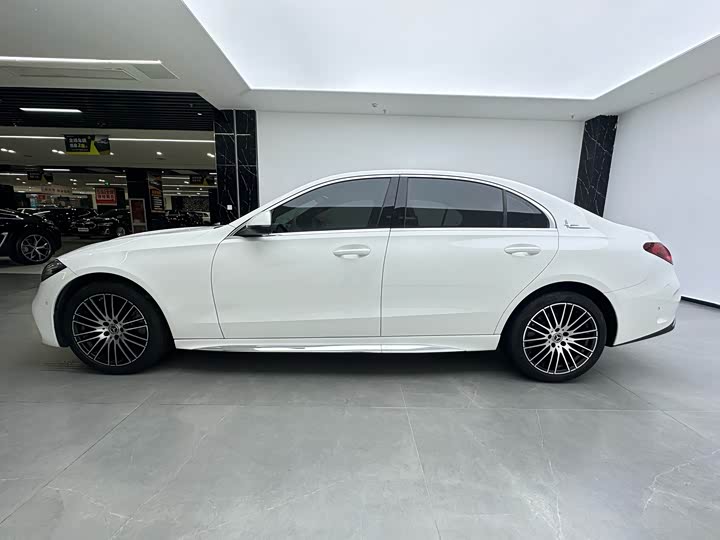 Фото 5 - Mercedes-Benz C-Class