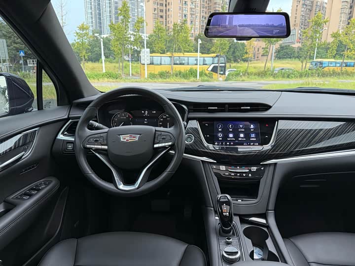 Фото 5 - Cadillac XT6