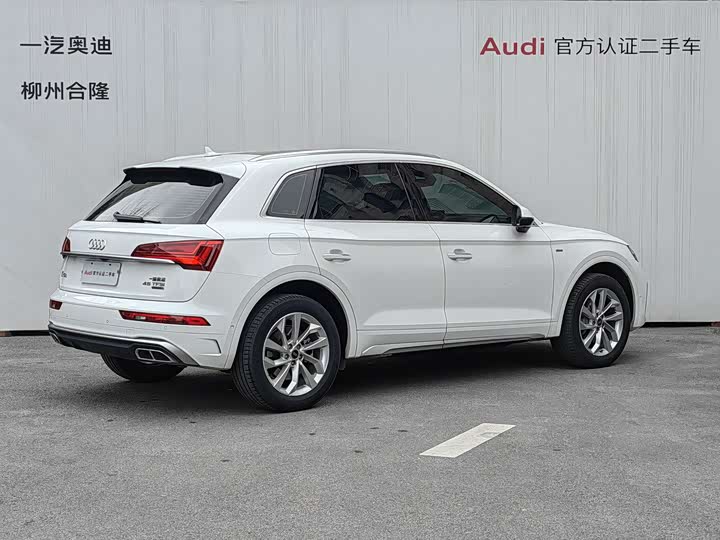 Фото 4 - Audi Q5L