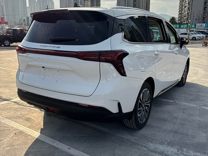 Фото 9 - Dongfeng Forthing Yacht