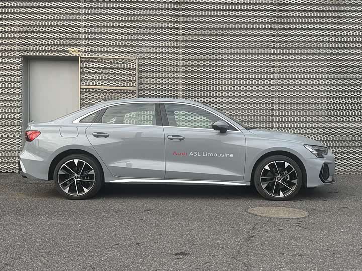 Фото 4 - Audi A3