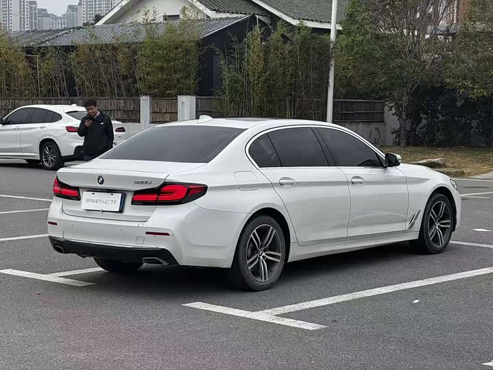 Фото 7 - BMW 5 Series