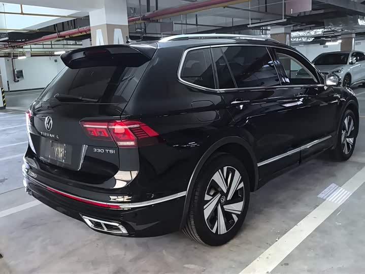 Фото 3 - Volkswagen Tiguan L Pro