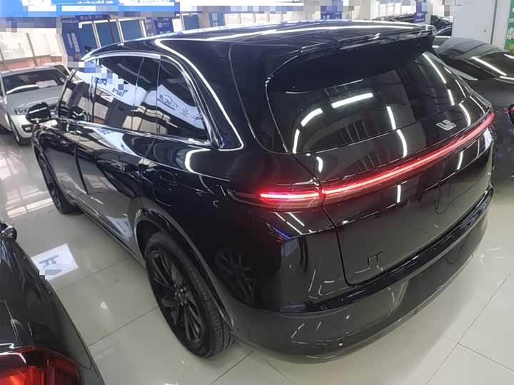 Фото 5 - LiXiang L7