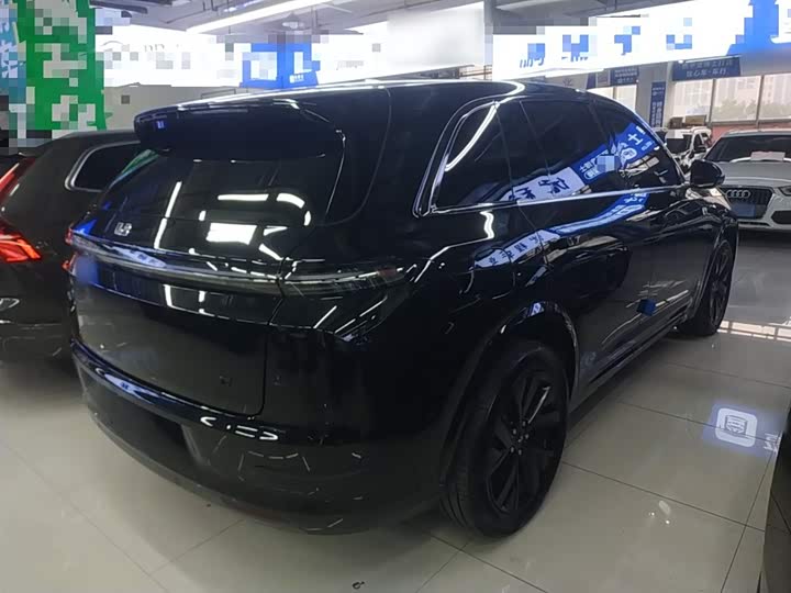 Фото 7 - LiXiang L7