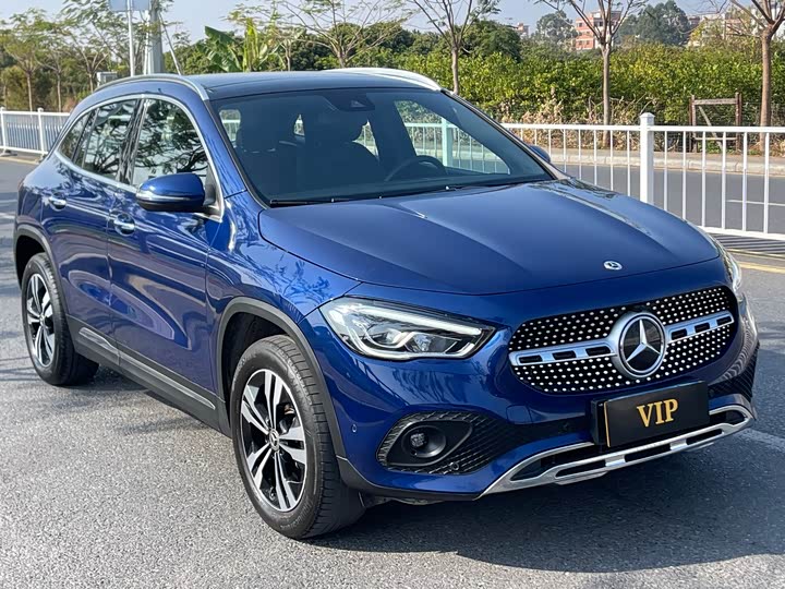 Фото 3 - Mercedes-Benz GLA-Class