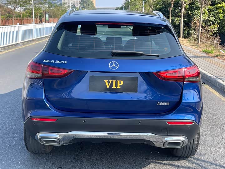 Фото 5 - Mercedes-Benz GLA-Class