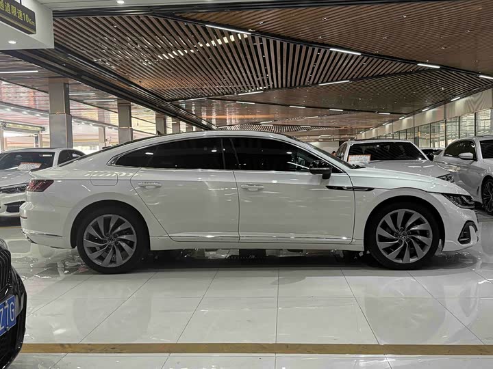 Фото 7 - Volkswagen CC