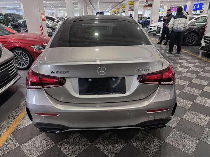 Фото 5 - Mercedes-Benz A-Class