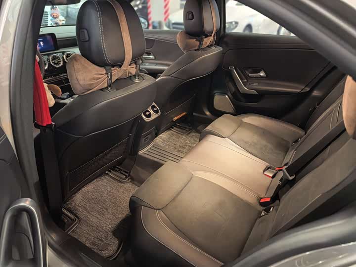 Фото 7 - Mercedes-Benz A-Class