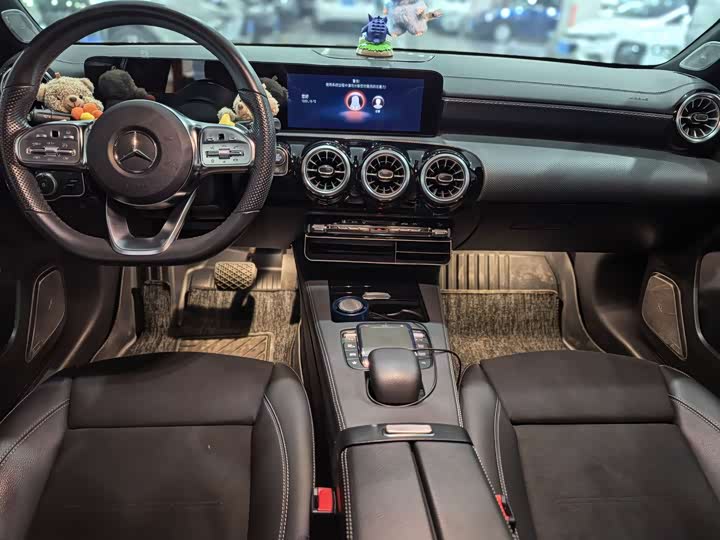 Фото 8 - Mercedes-Benz A-Class