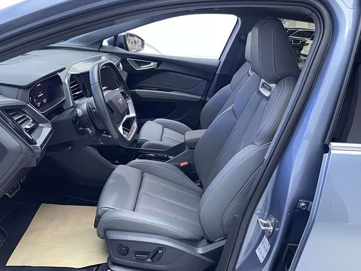 Фото 7 - Audi Q4 e-tron