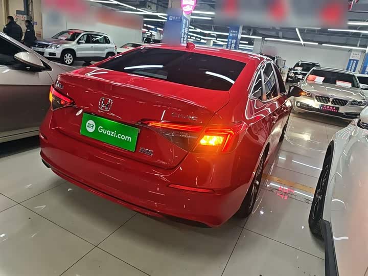 Фото 7 - Honda Civic