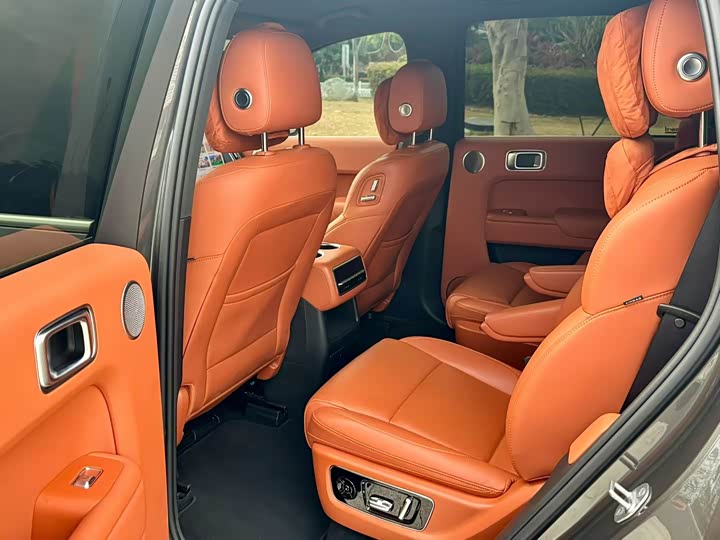 Фото 7 - LiXiang L8