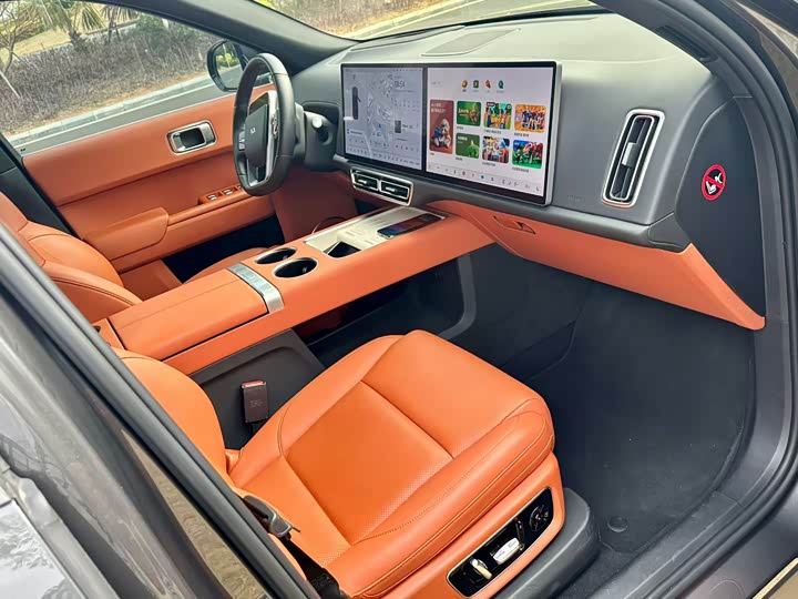 Фото 9 - LiXiang L8