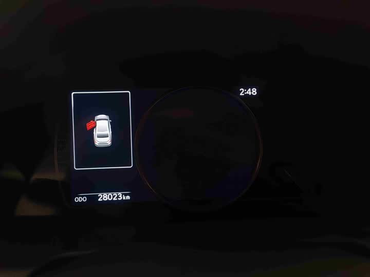 Фото 9 - Lexus ES