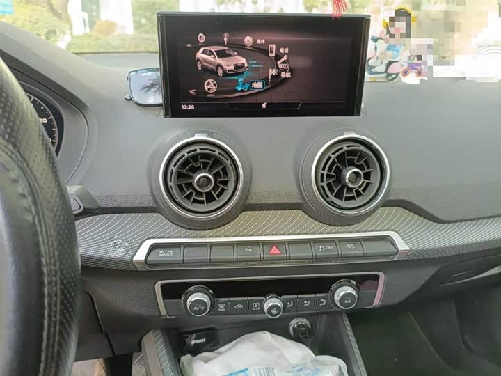 Фото 6 - Audi Q2L e-tron