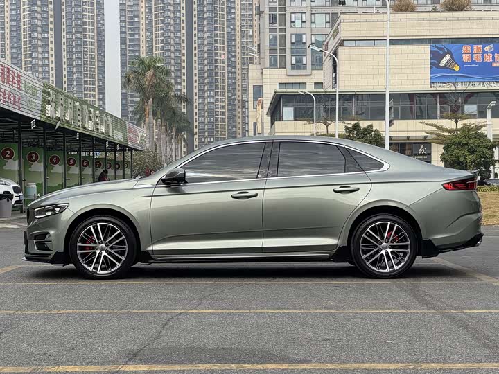 Фото 4 - Geely Preface